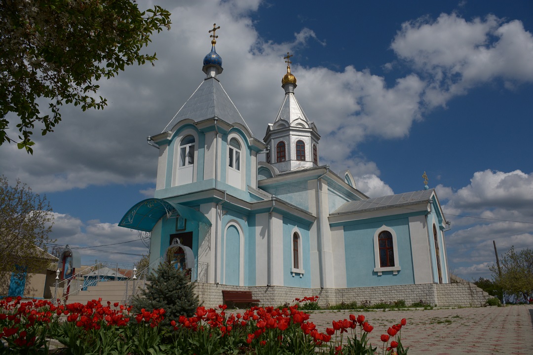 Поздравляем жителей с. Авдарма с Храмовым праздником!