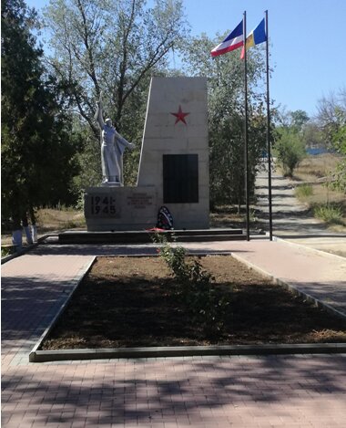 Памятник-мемориал воинам Великой Отечественной войны